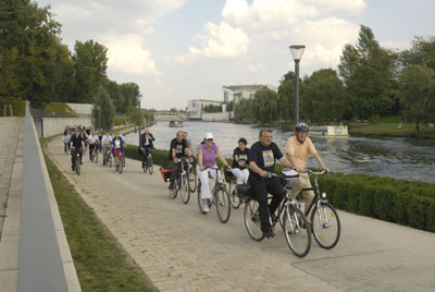 Der CDU-Bundestagsabgeordnete Gero Storjohann bei der 1. Parlamentsfahrradtour 